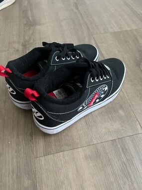 Heelys Black Skate Shoe with Red Insole